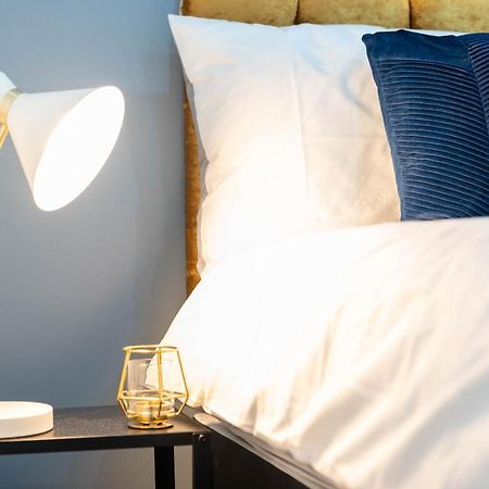 Chic Studio Oasis, West Midlands! Appartement Birmingham Buitenkant foto