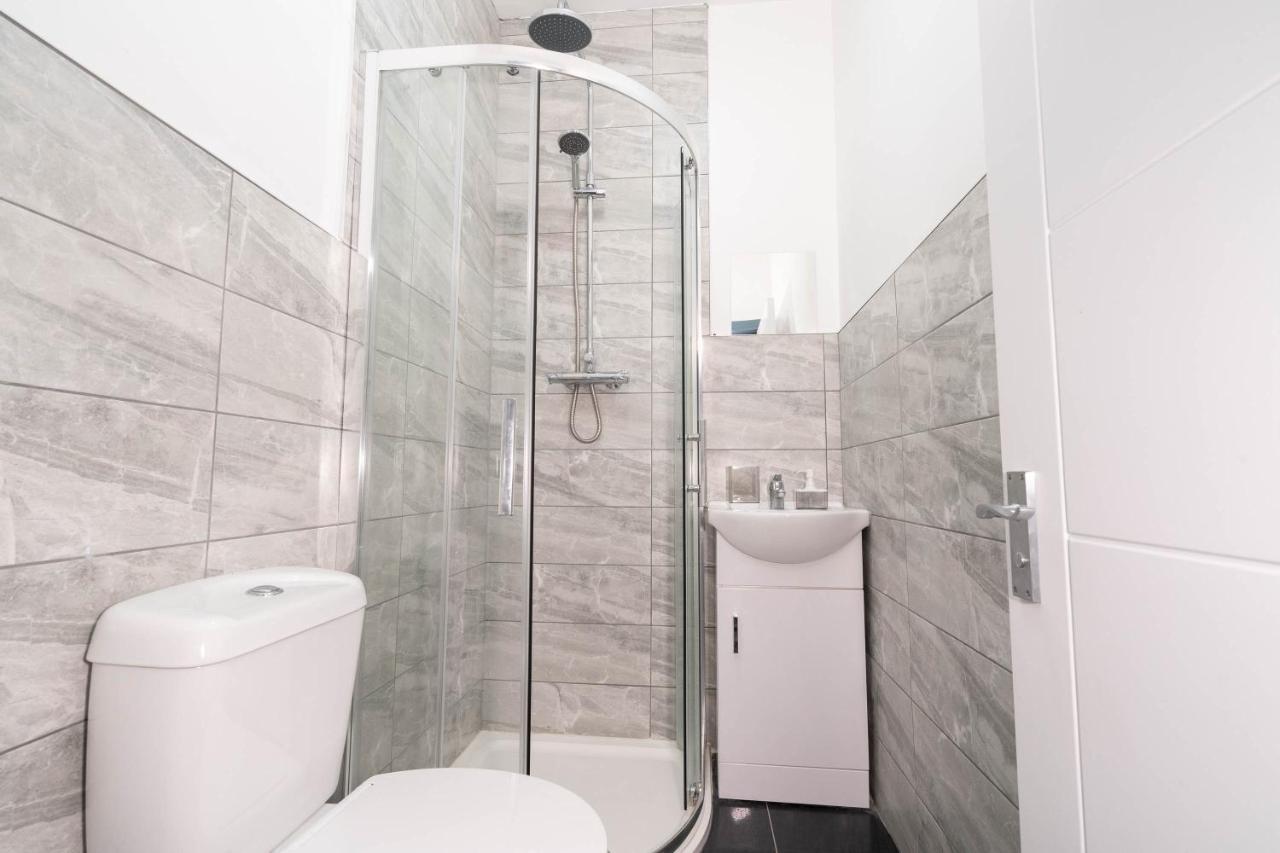 Chic Studio Oasis, West Midlands! Appartement Birmingham Buitenkant foto